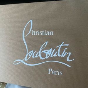 DM ME FOR REAL PICS IF INTERESTED